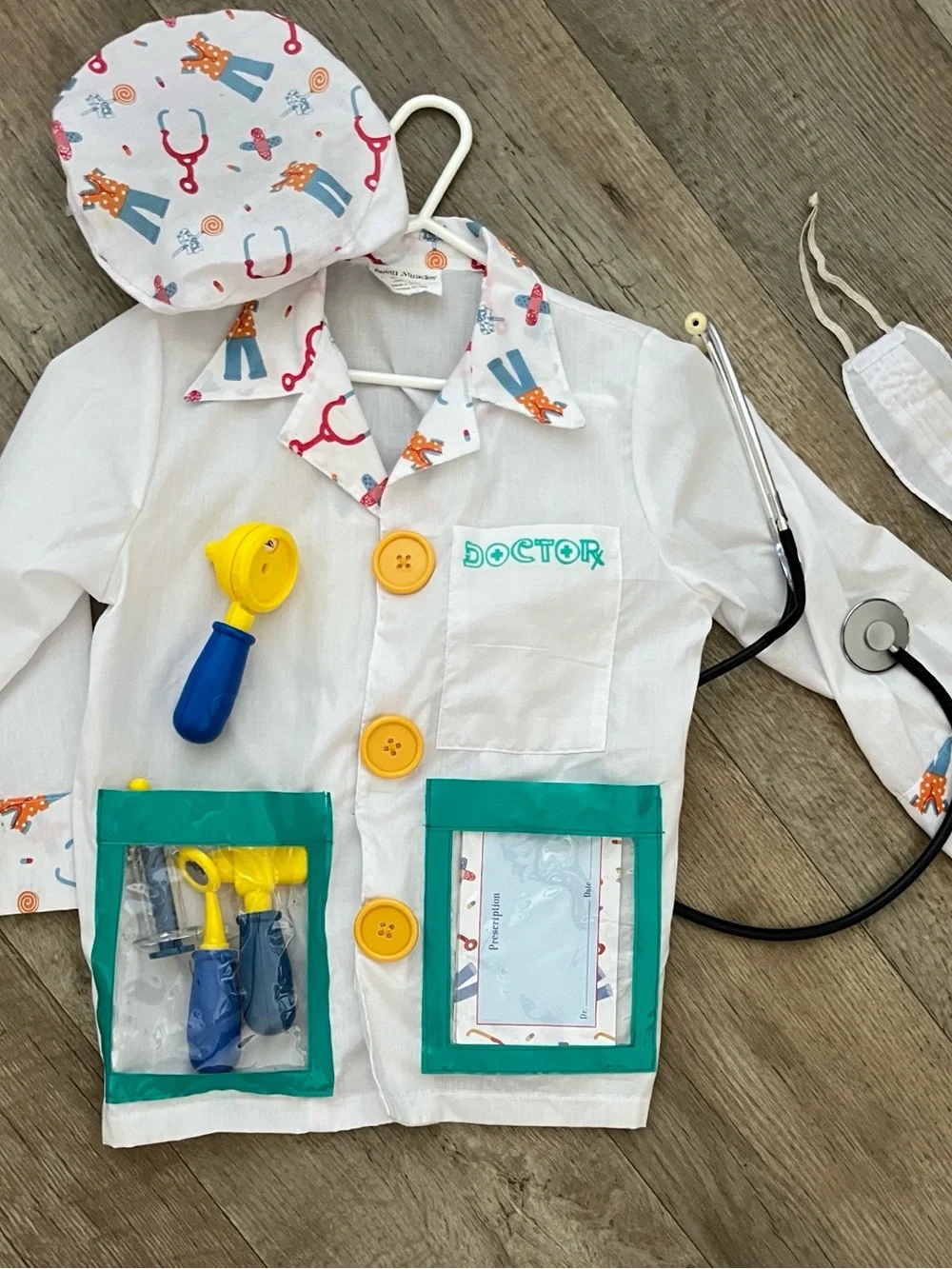 Small Miracles Children's White Doctor Play Lab Coat With Doctor Accessories